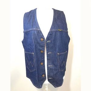 Wrangler large denim vest no fault USA vintage